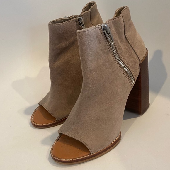 Dolce Vita booties size 6 - Picture 2 of 11